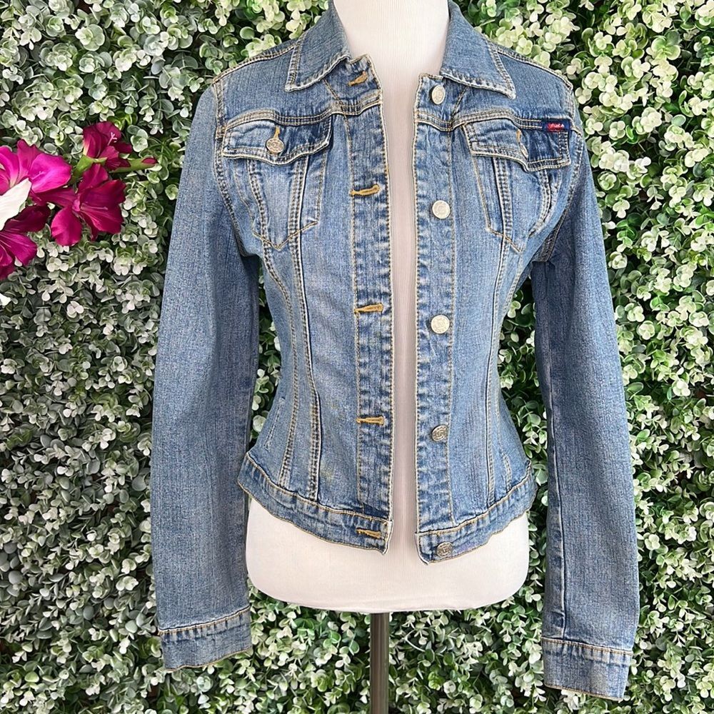 Yuka Jeans Women’s Light Wash 90s Fall Denim Jacket